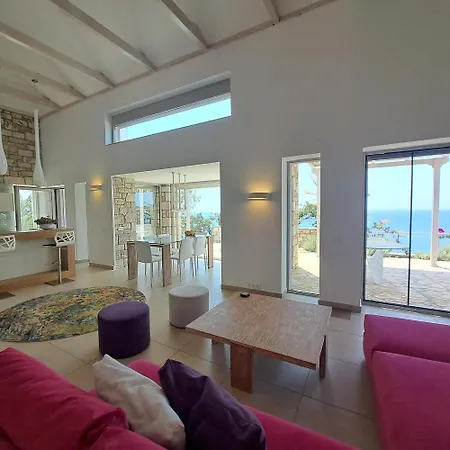 Ammoudi Feriehus Vasilítsion