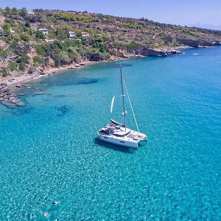 Ammoudi Holiday home *